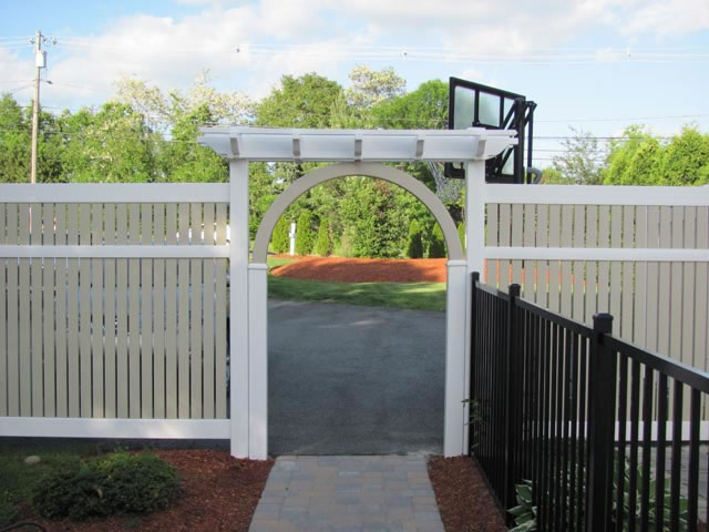 Steadfast Fence Massachusetts Fencing Experts